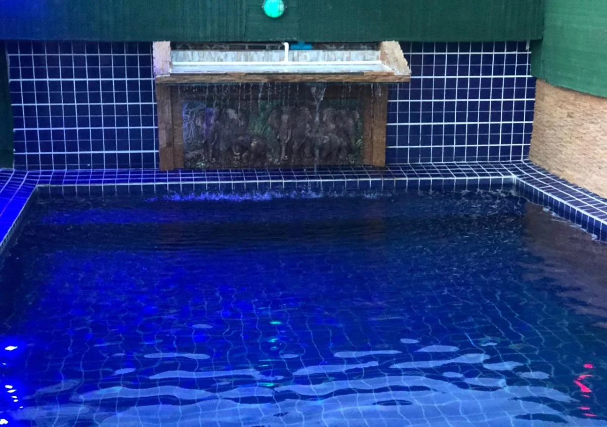 OYO 861 Patong Dynasty Hotel