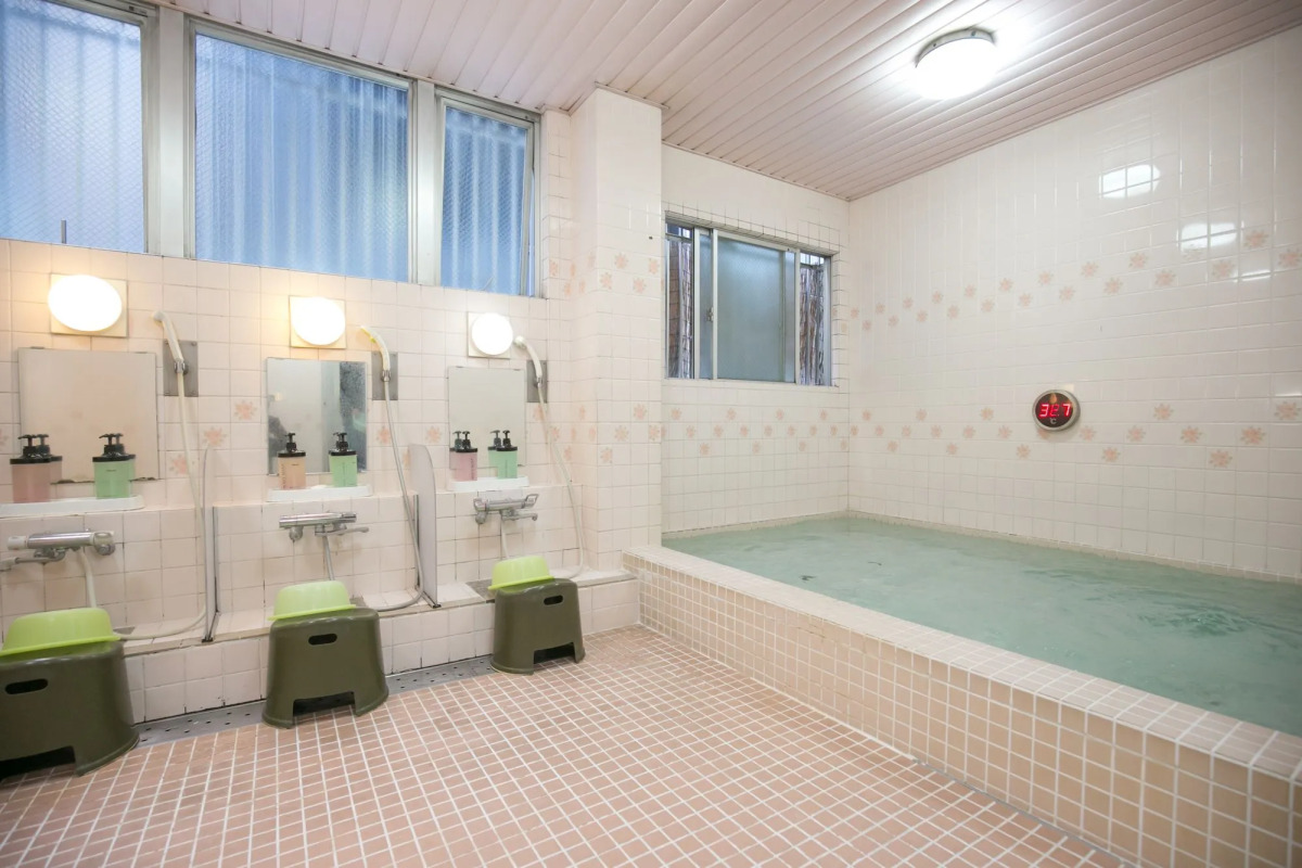 Hotel Mikado - Hostel