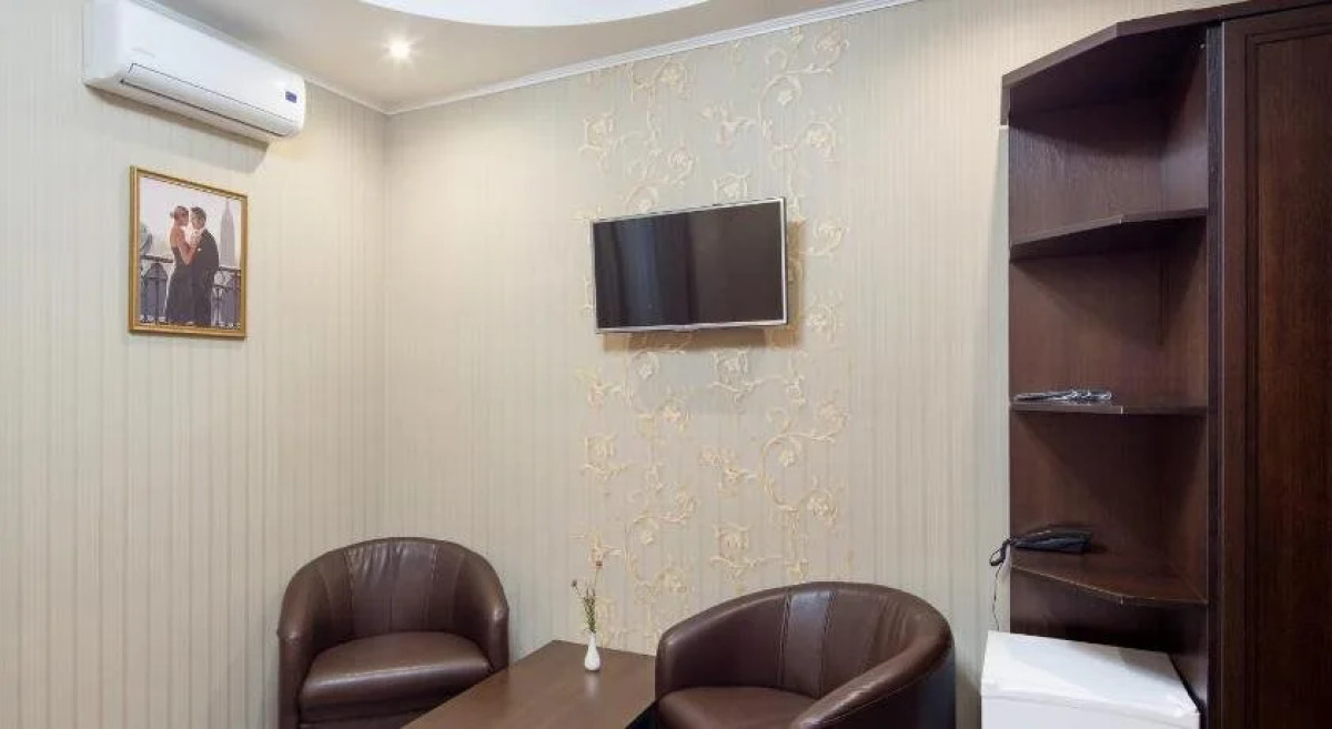 Отель «Элегант»