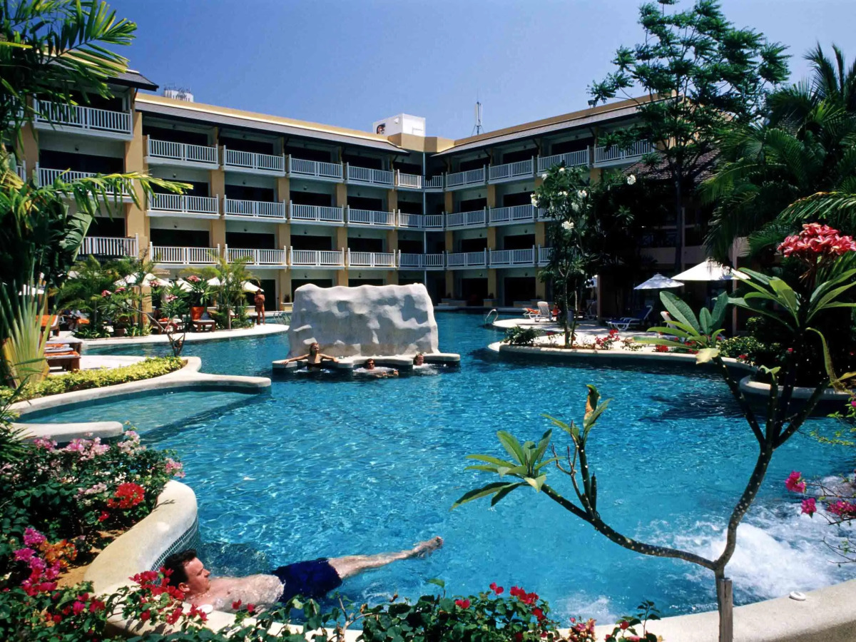 Thara Patong Beach Resort & Spa