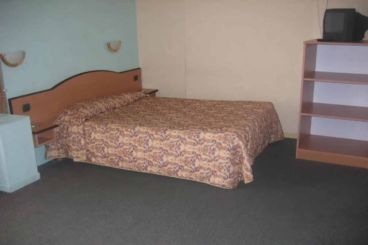 Отель Ferney République