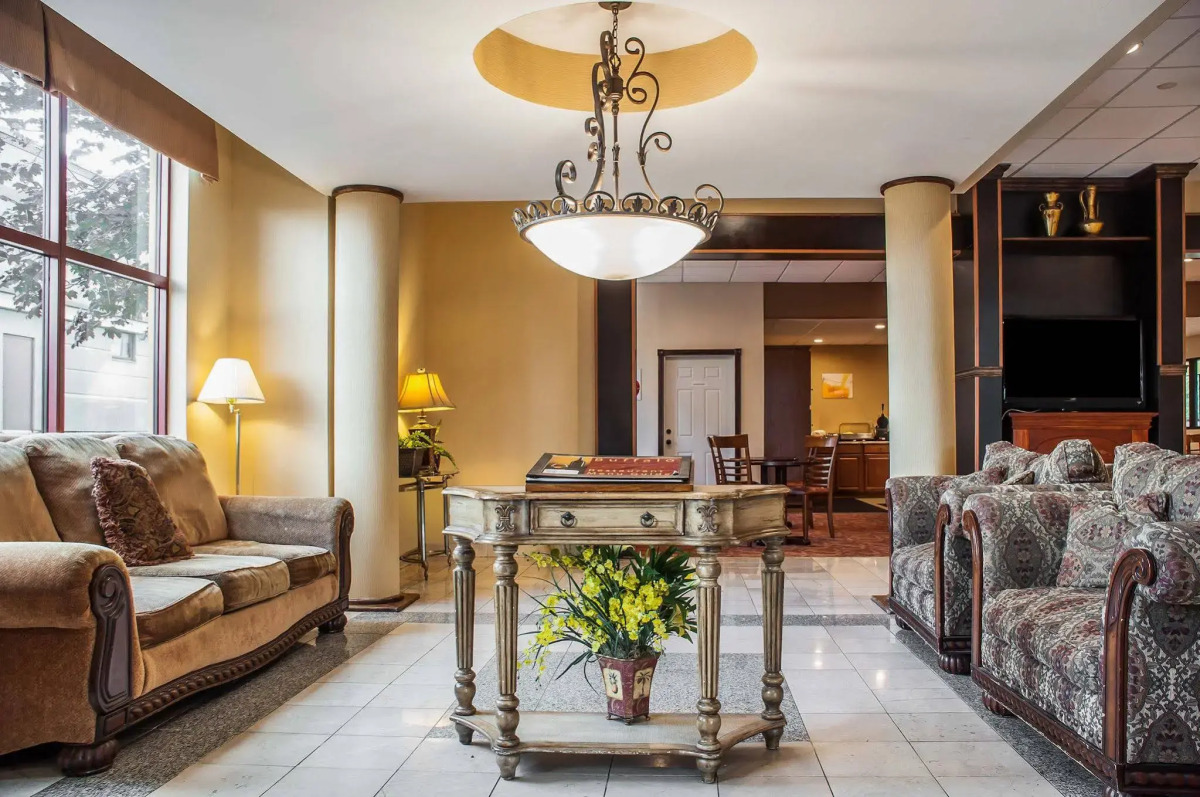 Quality Inn Buffalo Airport