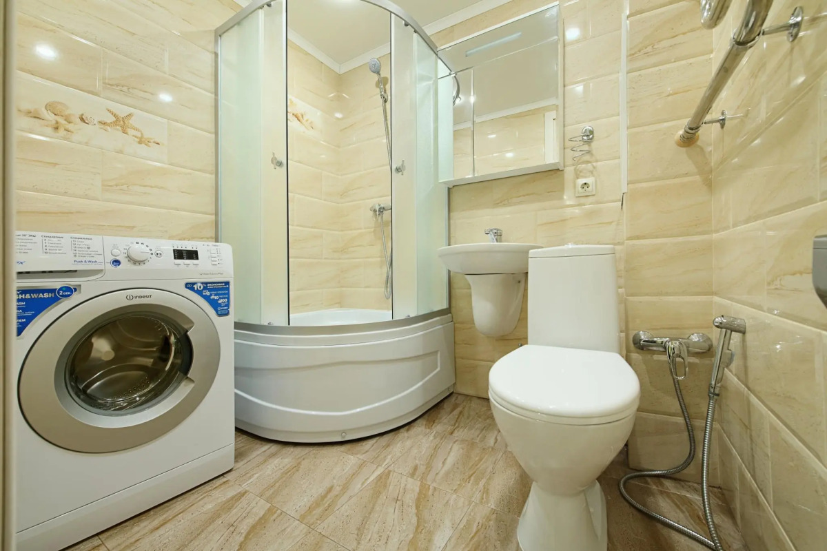 Апартаменты на улице Крайнего 4