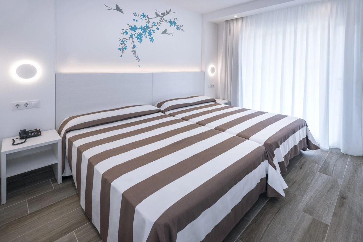 Hotel Serhs Oasis Park