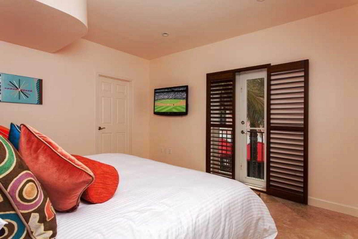 Casa Victoria Orchid