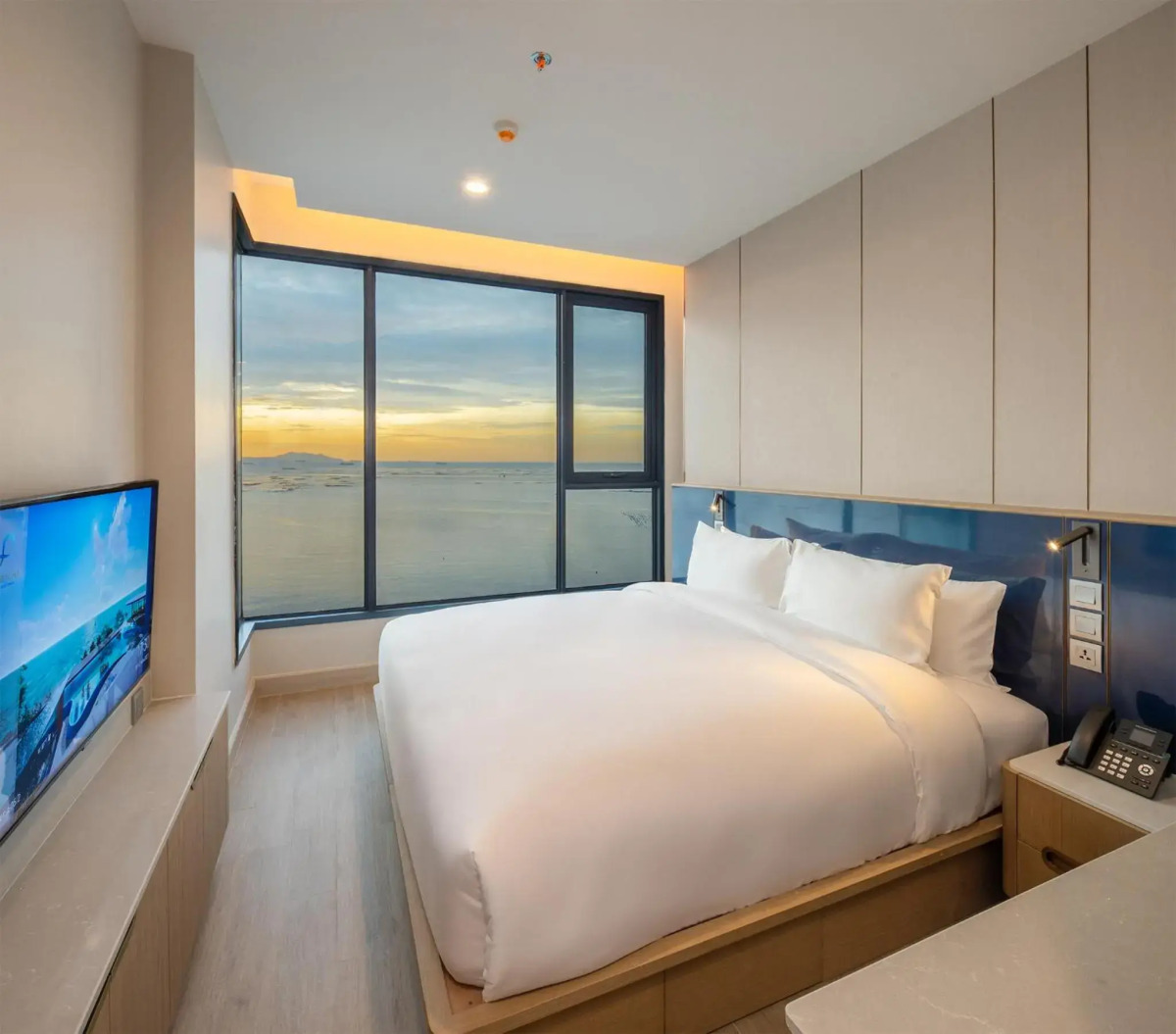 S. Sriracha Hotel and Residence