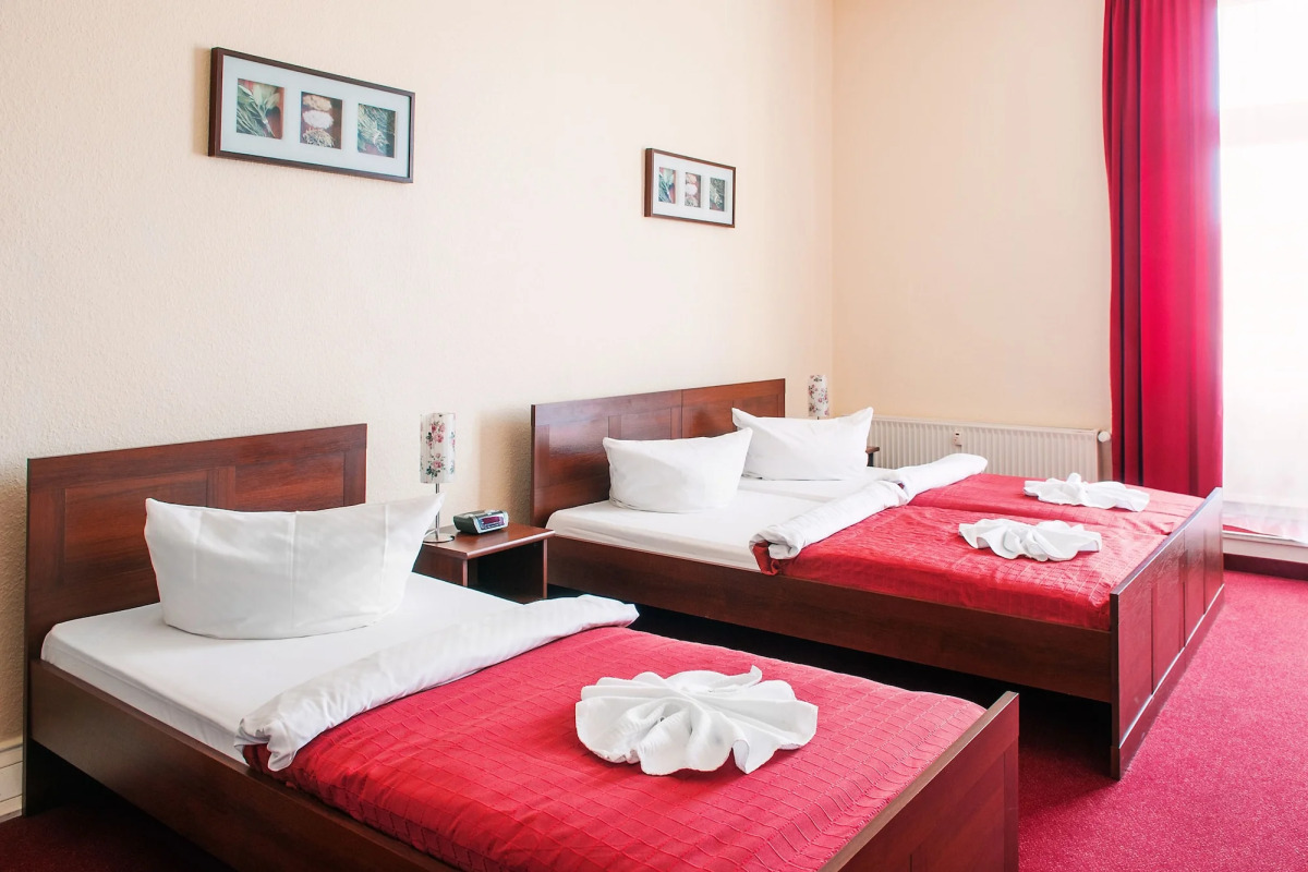 Mikon Eastgate Hotel