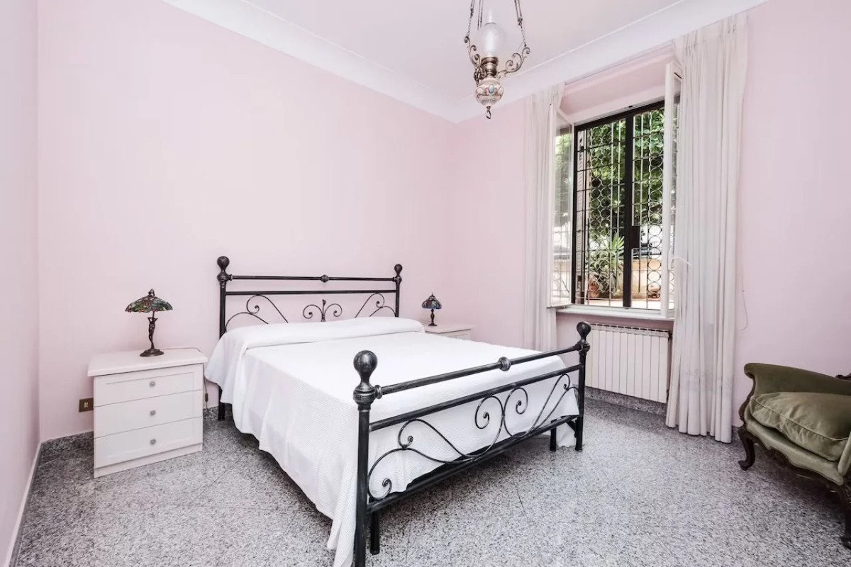 Lush Garden Steps Away from Great Park