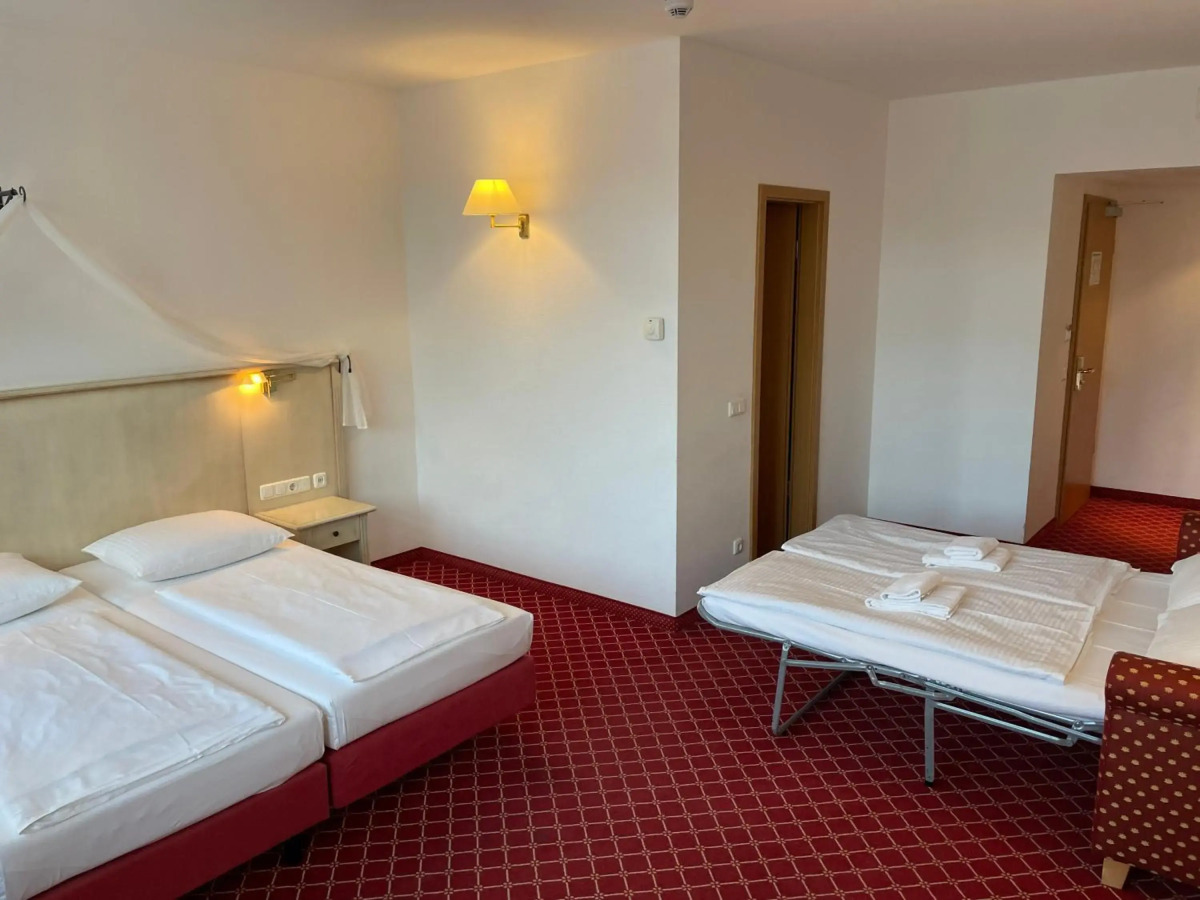 Отель Chateau Kurfürstendamm