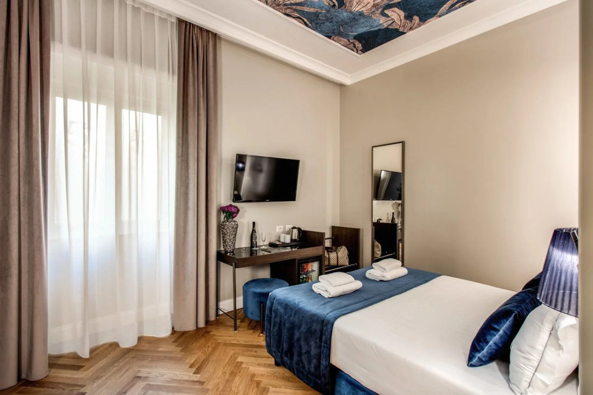 Отель 55 Fifty-Five