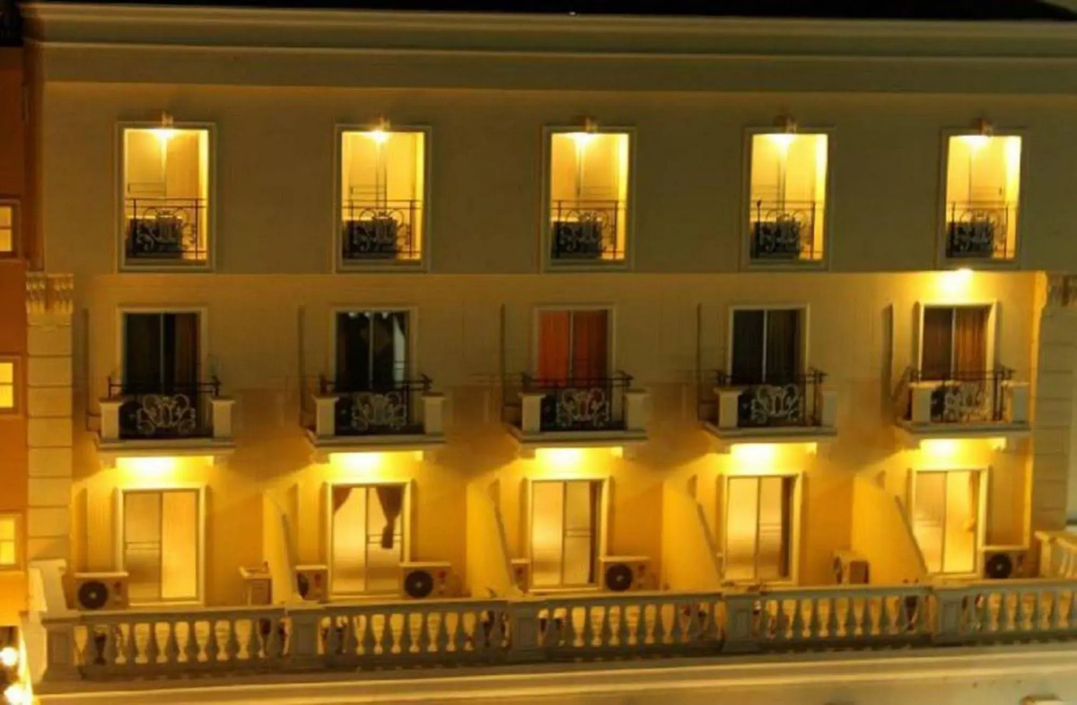 Rafael Mansion Bangkok Aiport