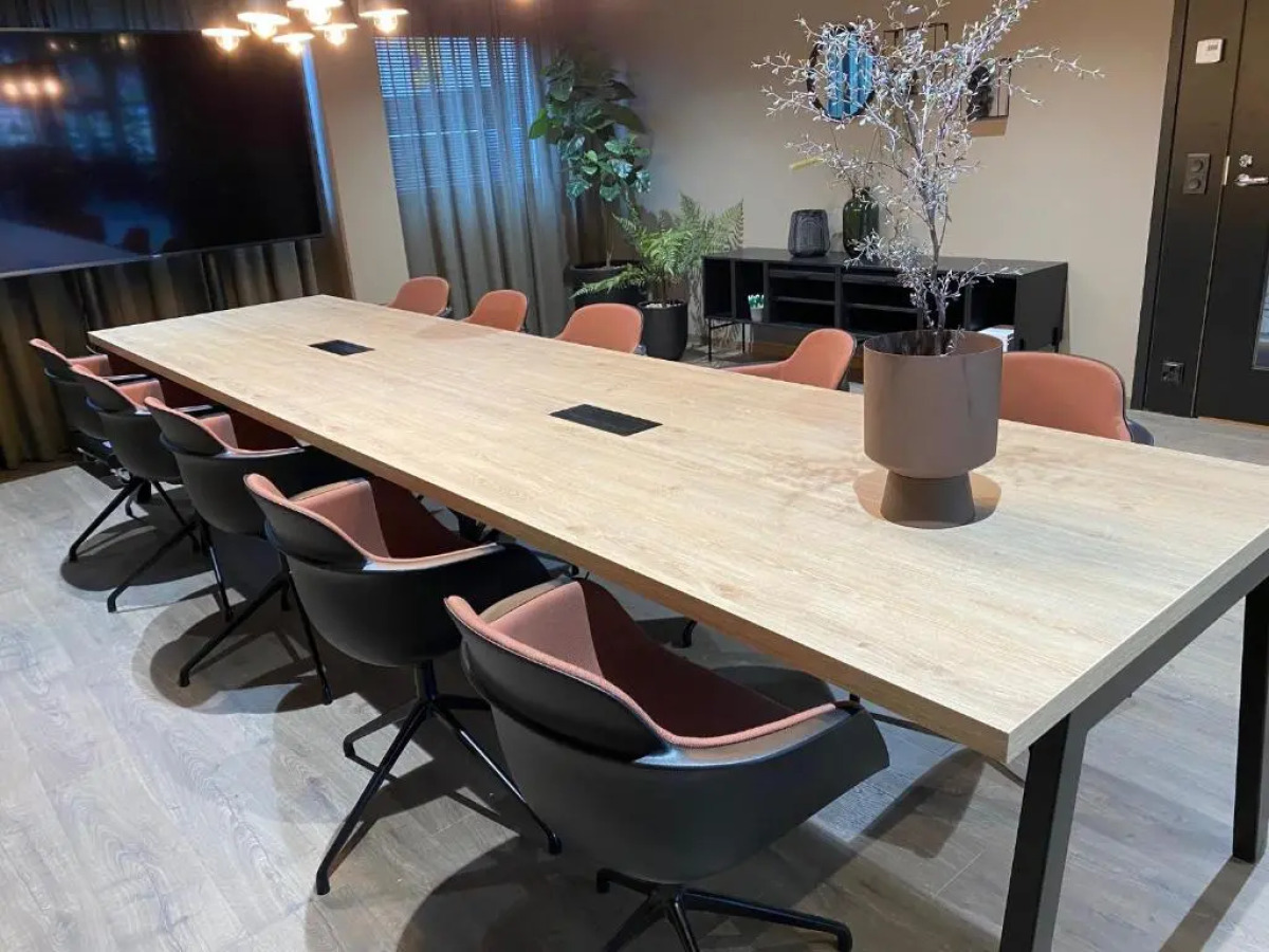 Skyline Airport Hotel