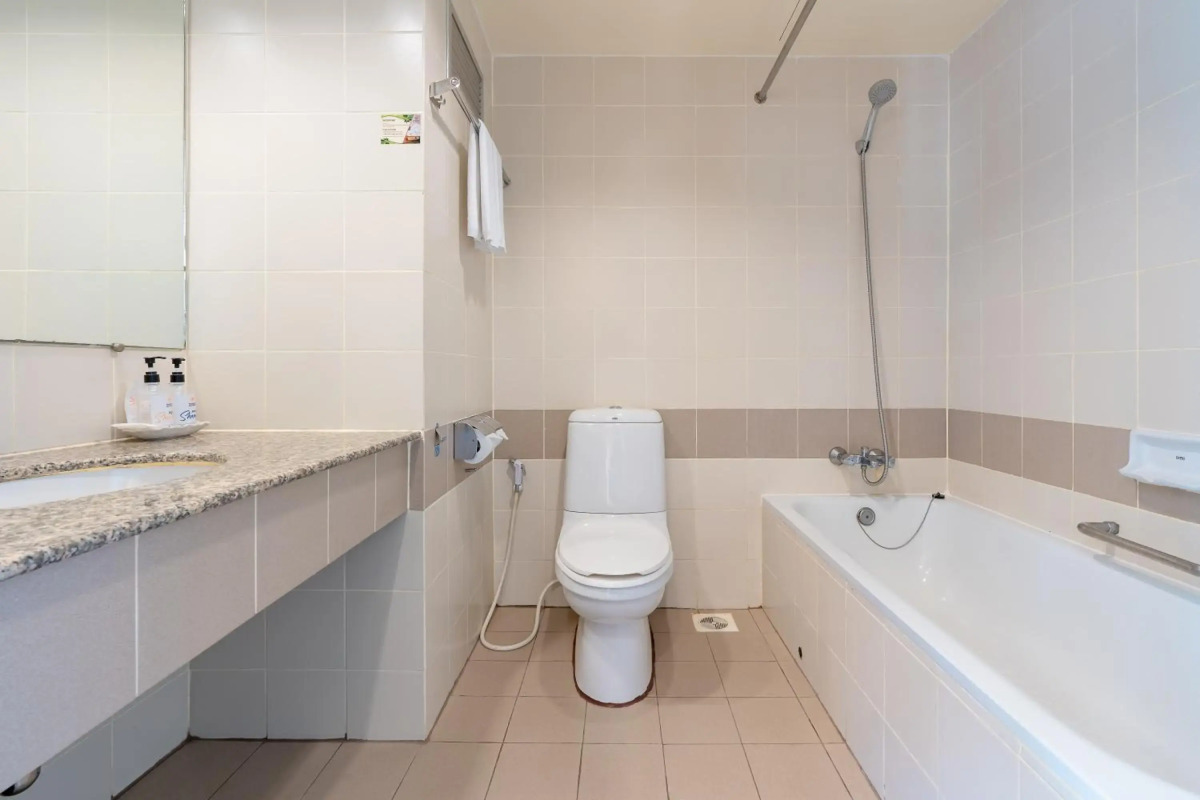 Sunshine Hotel And Residences