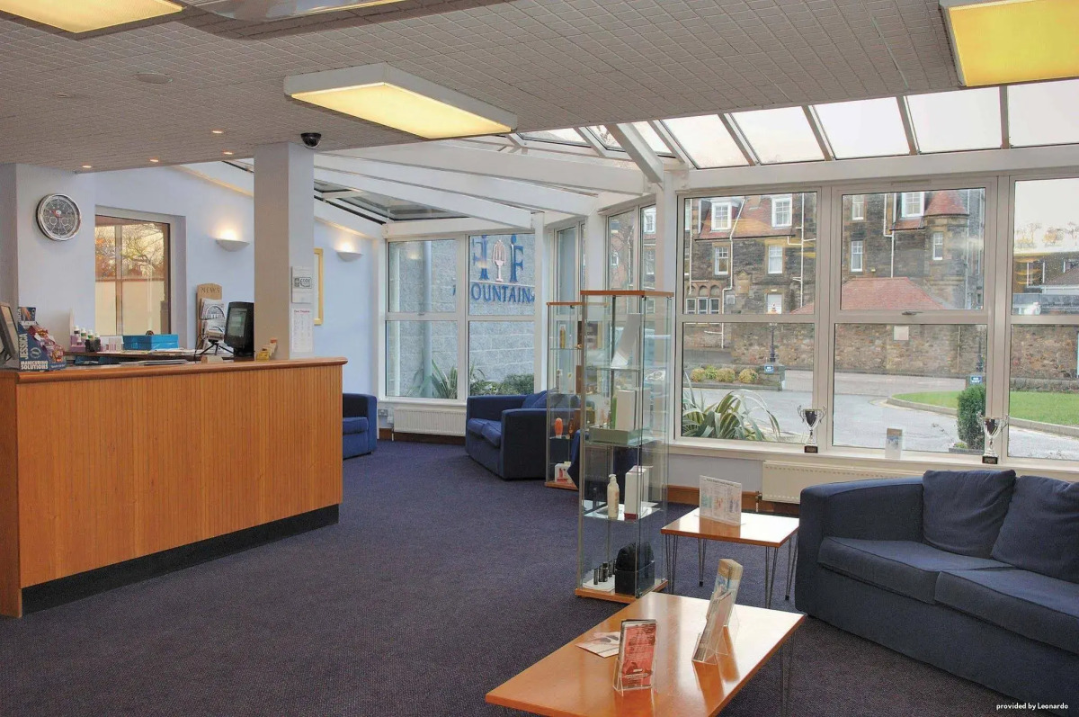 Best Western Kings Manor Hotel