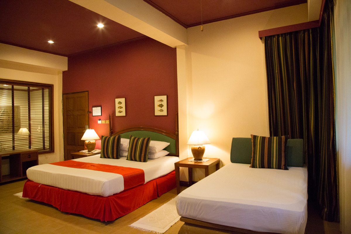 White House Beach Resort And Spa