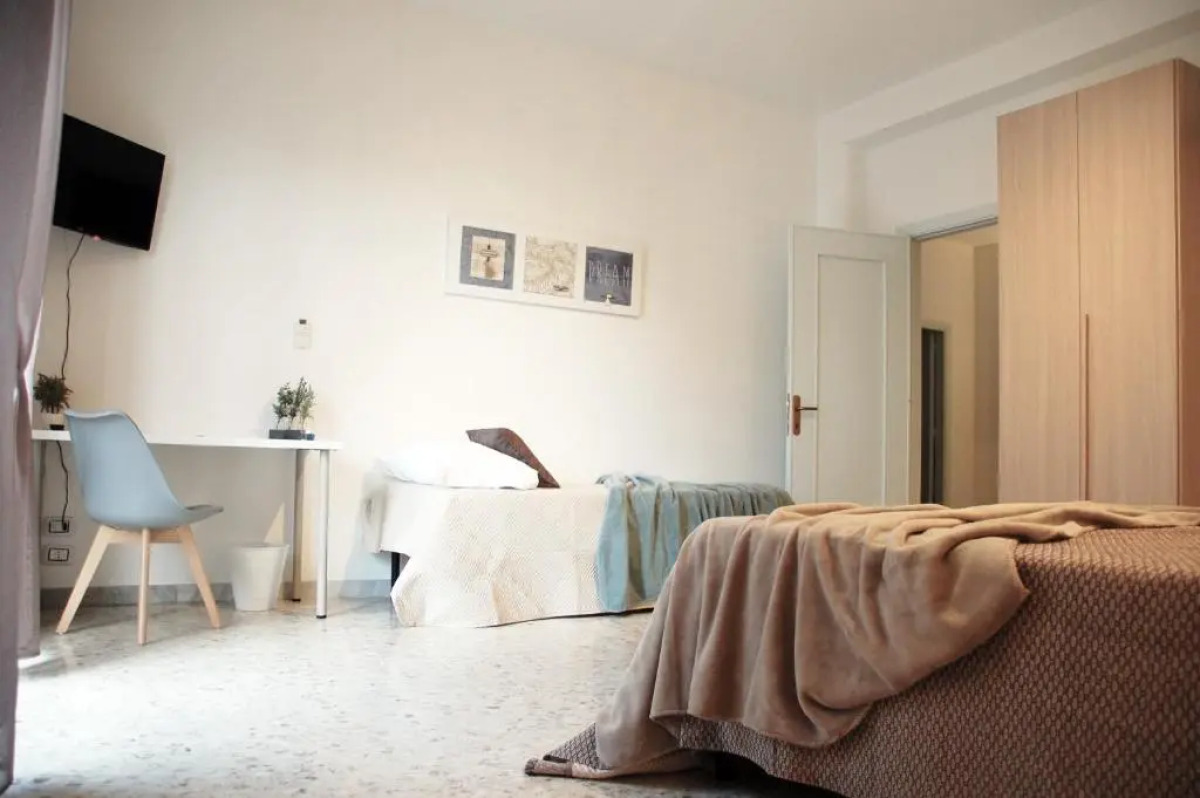 Bari Rooms Central Station