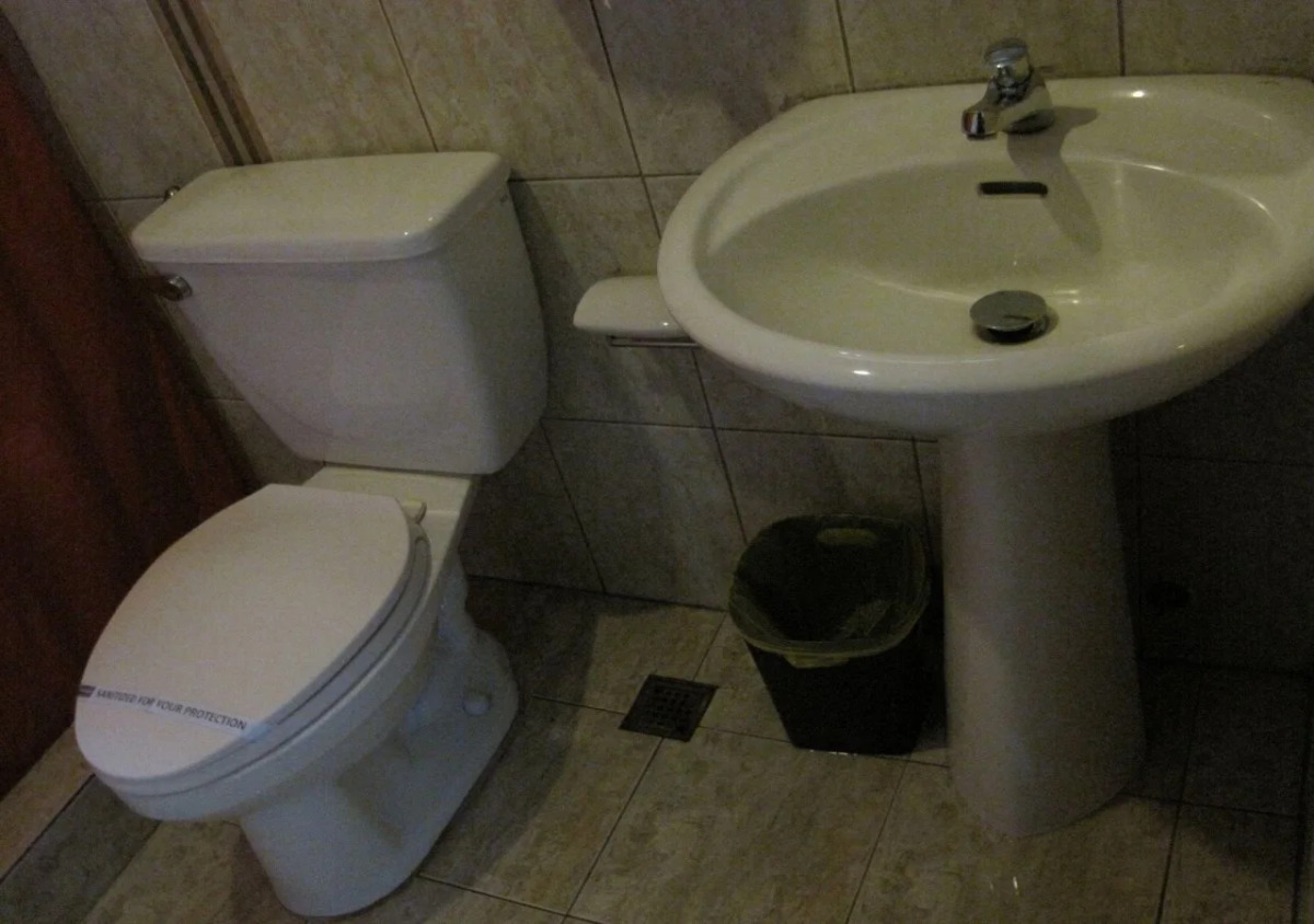 Hollywood Drive-In Hotel