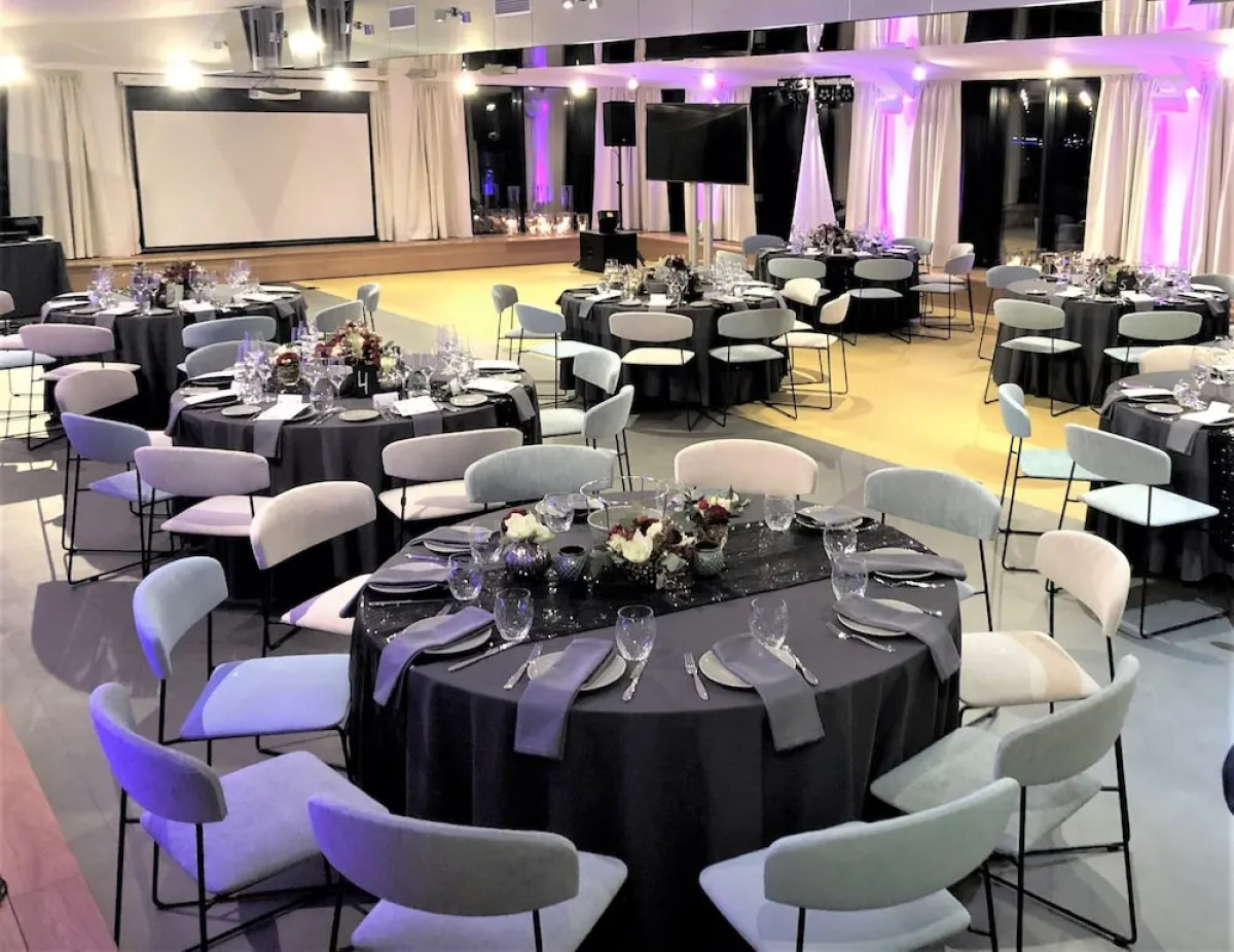 Отель Wellton Riverside Spa 