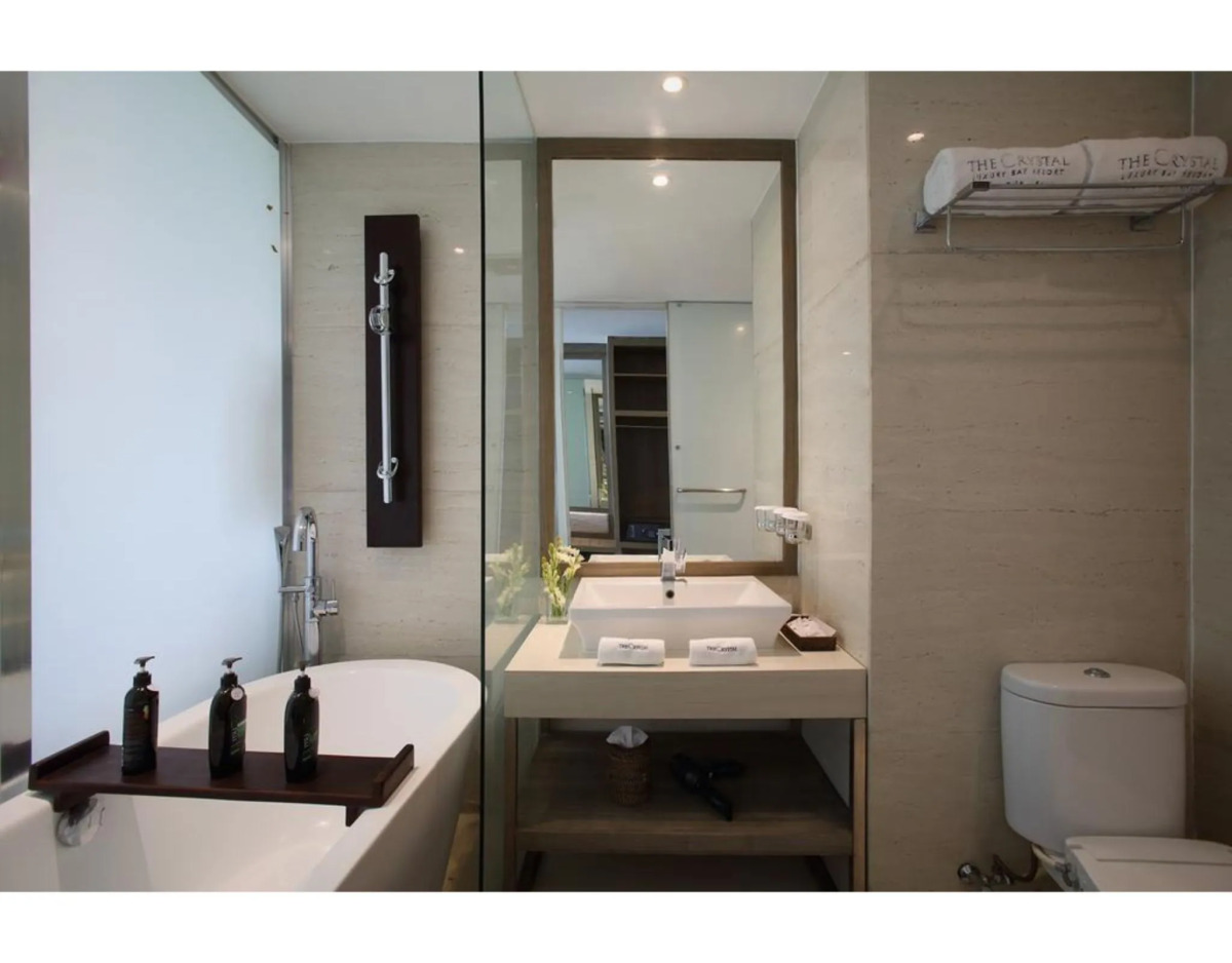 The Crystal Luxury Bay Resort Nusa Dua