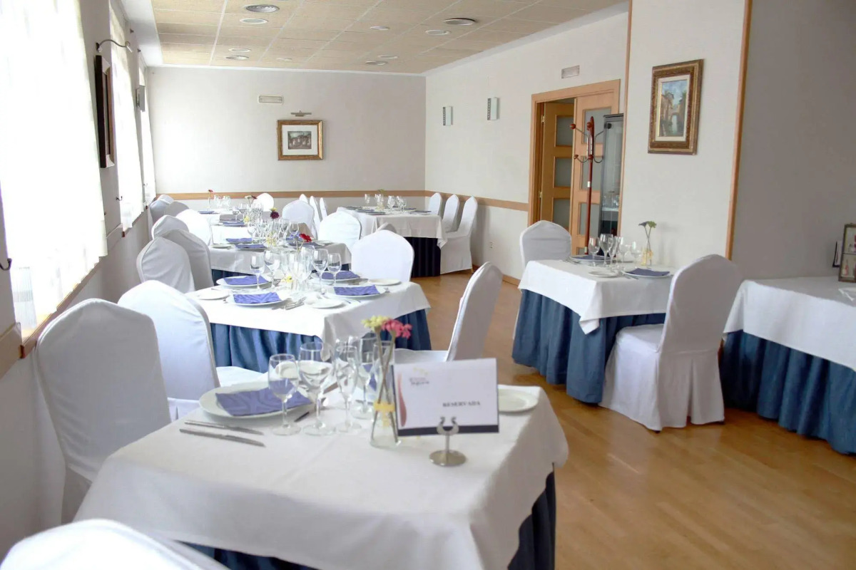 Hotel Isabel de Segura