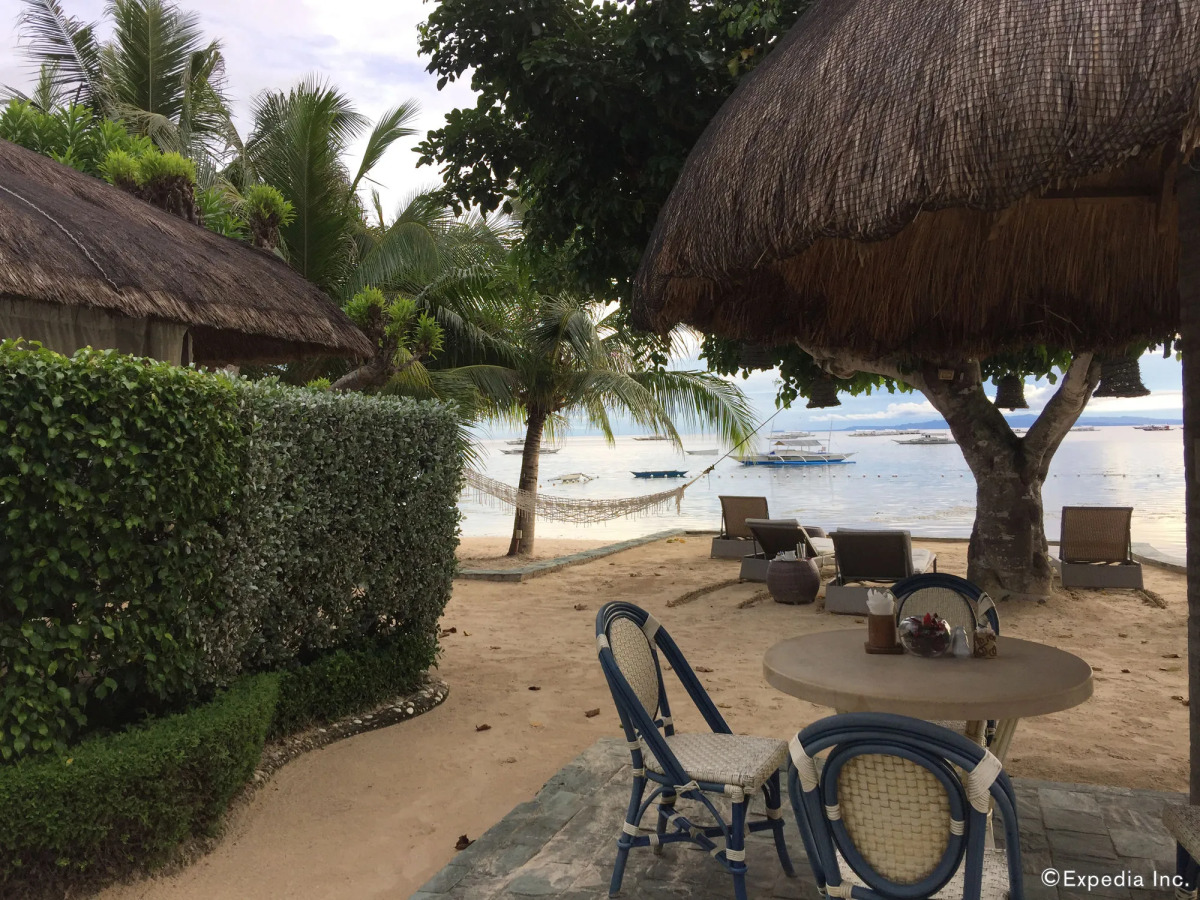 Panglao Pearl Premier White Sand Resort