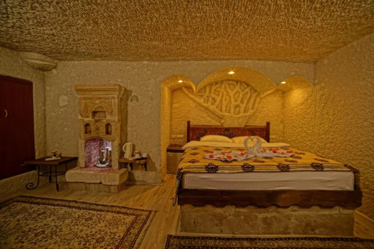 Melek Cave Hotel