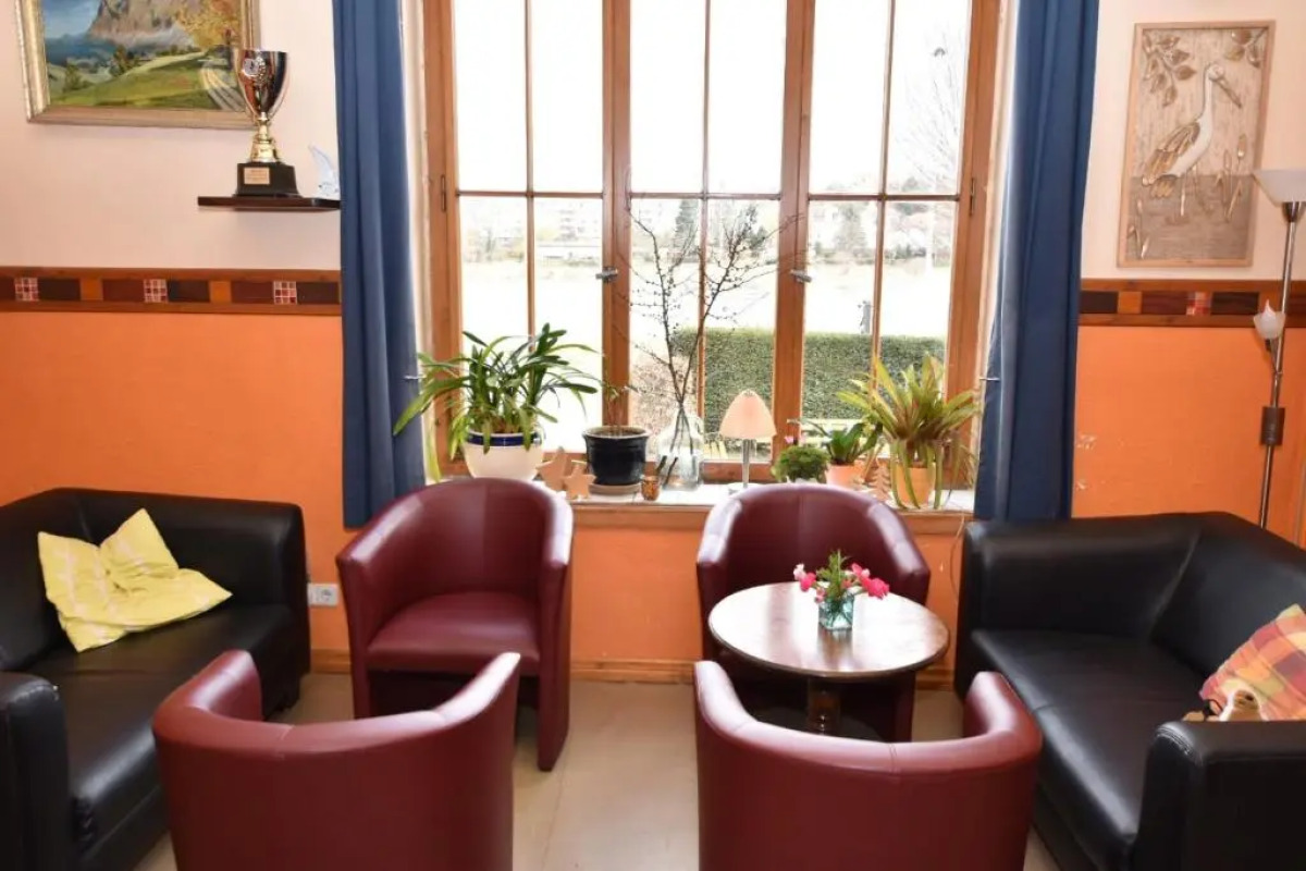 Herberge Orange - Hostel