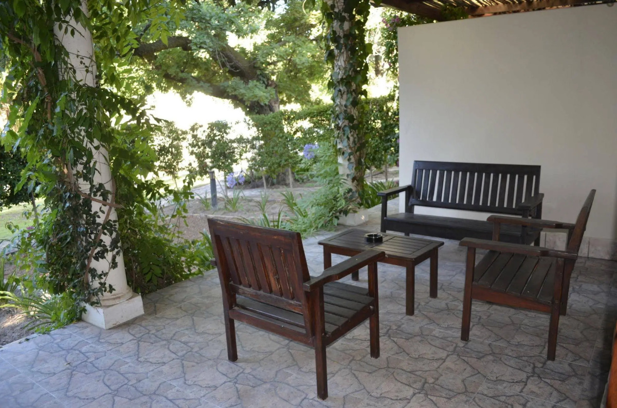 The Country Guesthouse