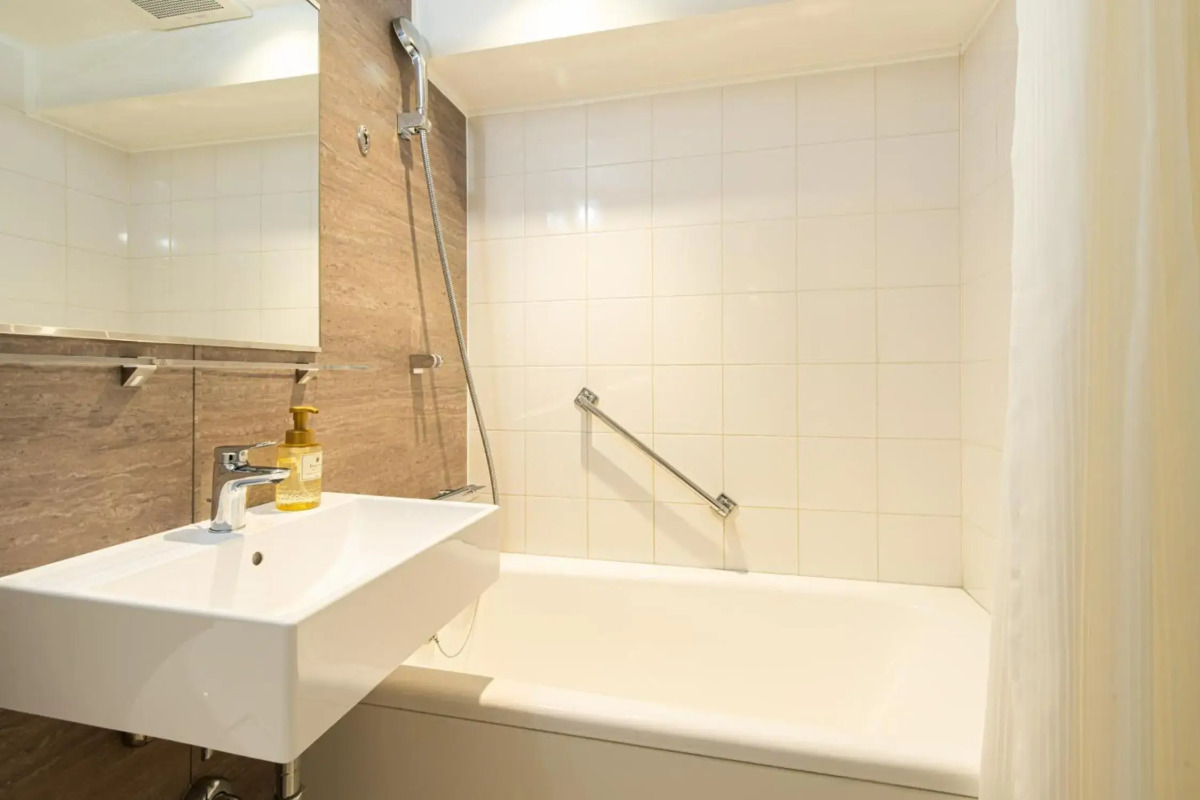 Kobe Tor Road Hotel Sanraku