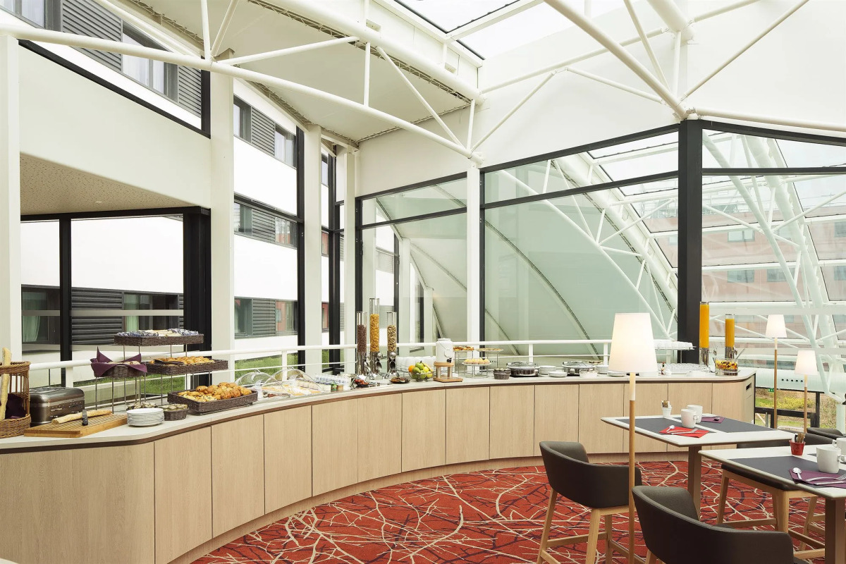 Hotel Oceania Paris Roissy CDG