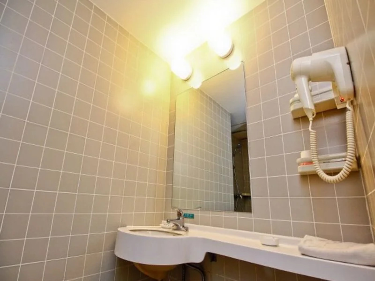 Jin Jiang Inn Xian Jade Auspicious Door Station Qingyang Shop Building