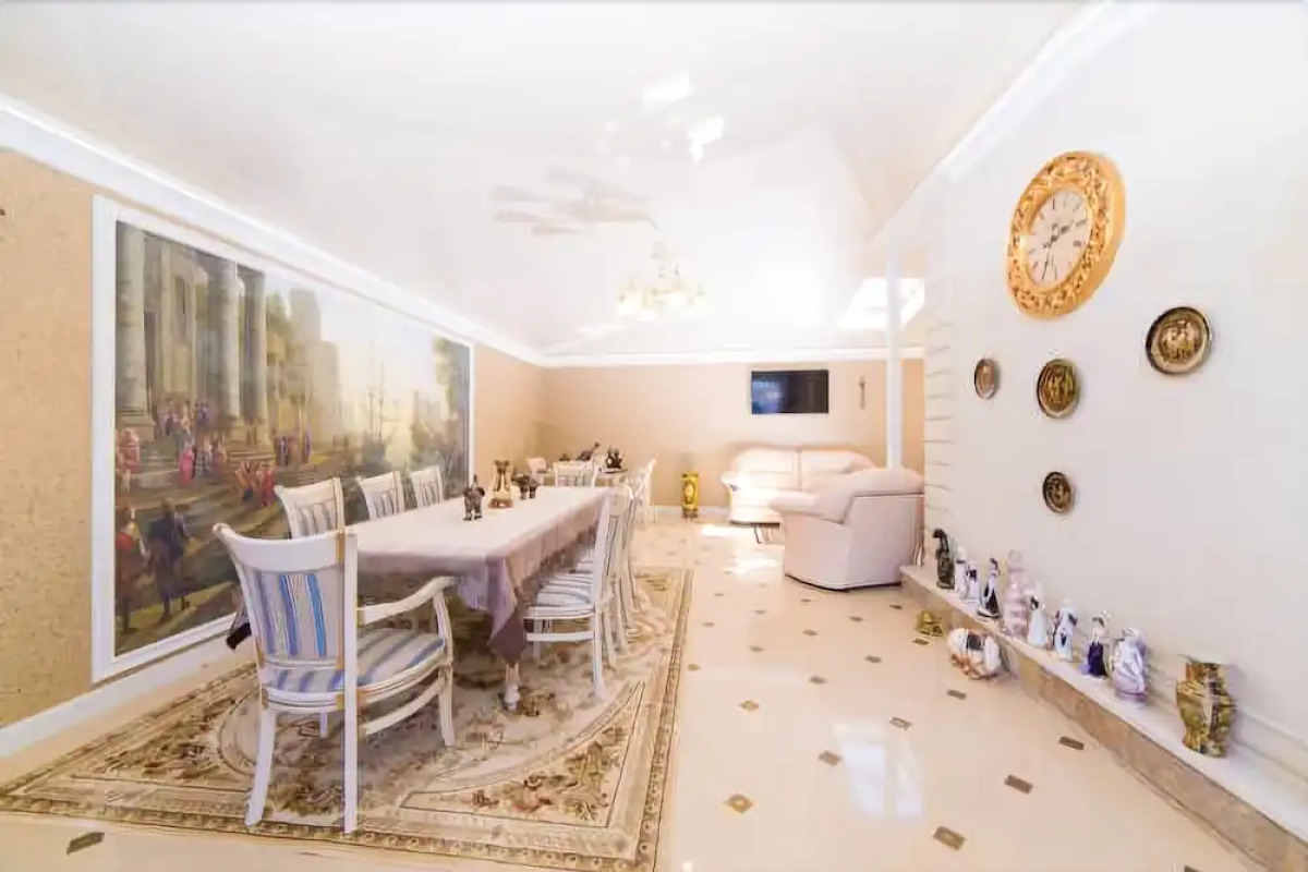 Adler Gold Guest House