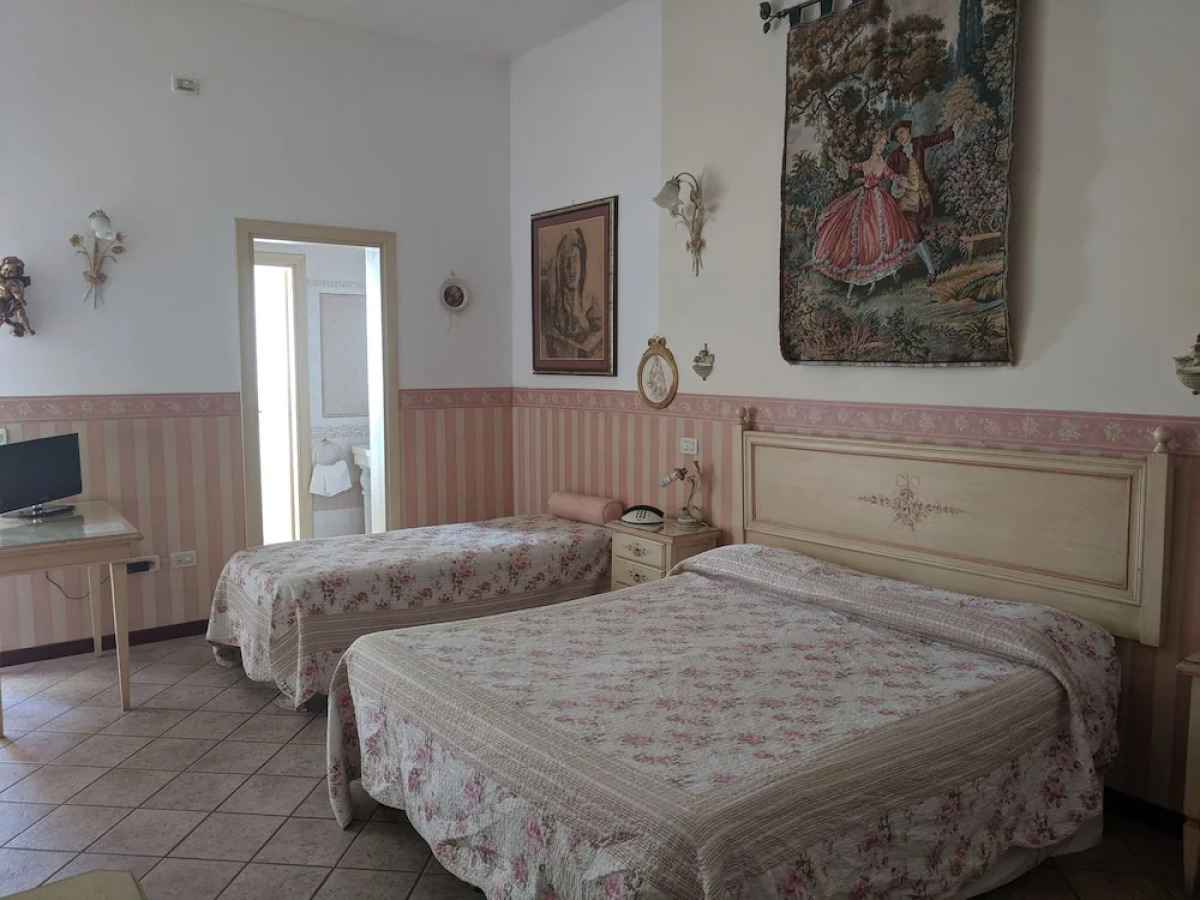 DElite Room & Breakfast