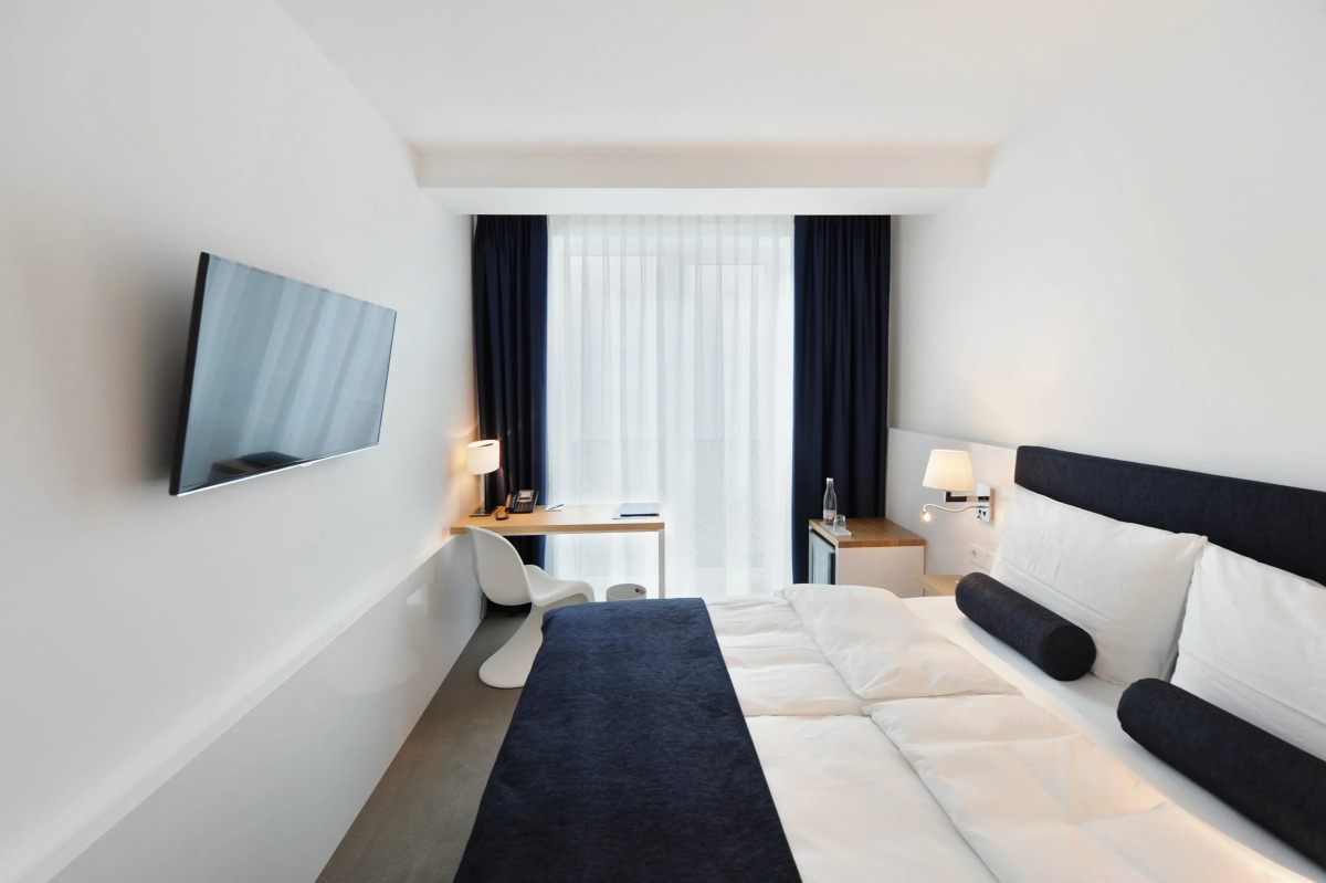 Bayer 89 Vi Vadi Hotel