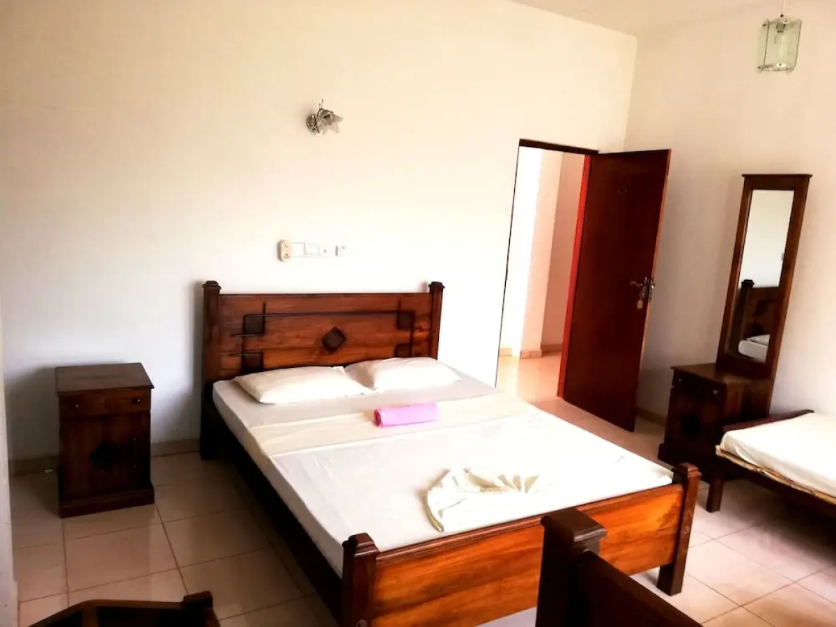 Hotel Elephant Lobby