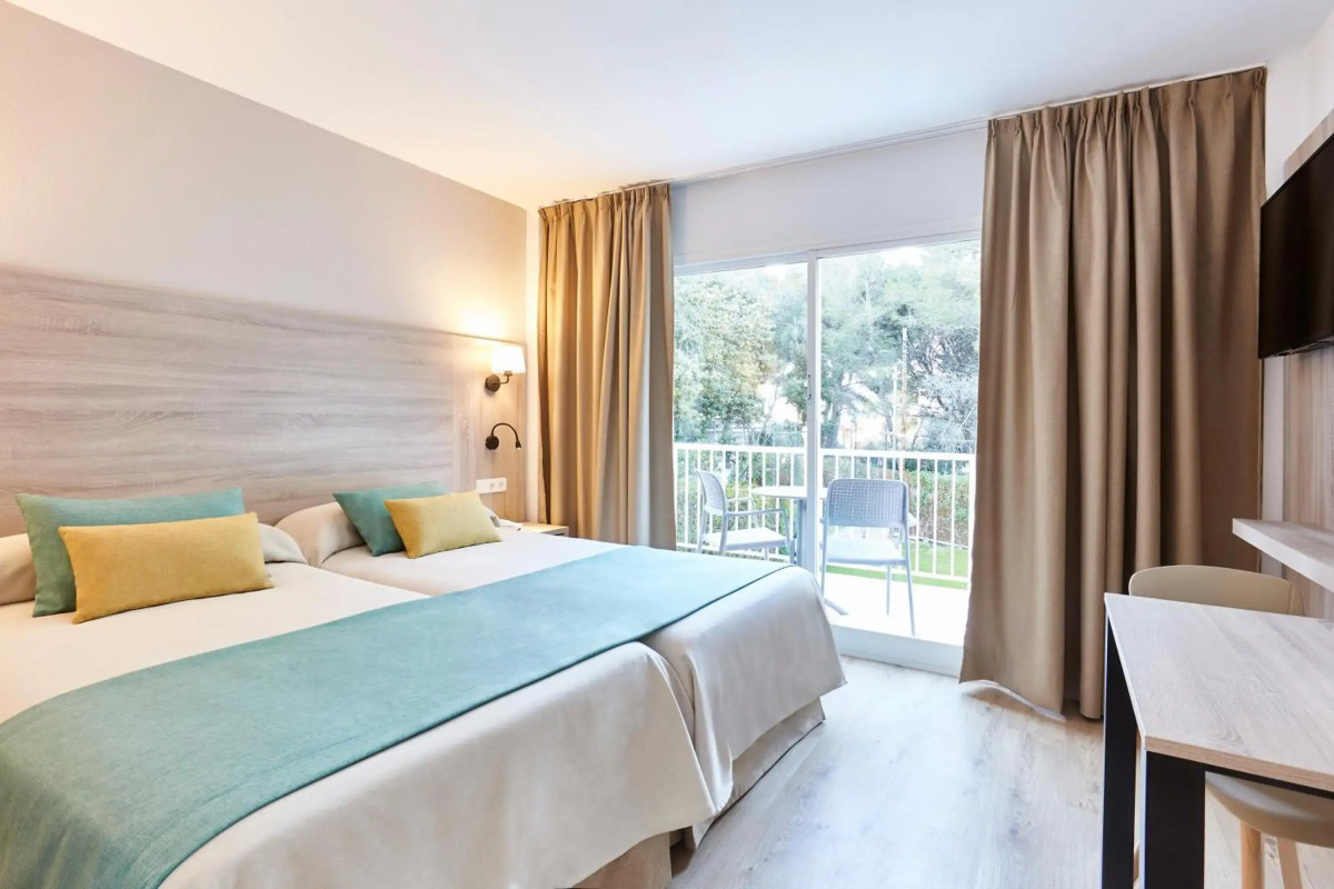 Universal Apartamentos Laguna Garden