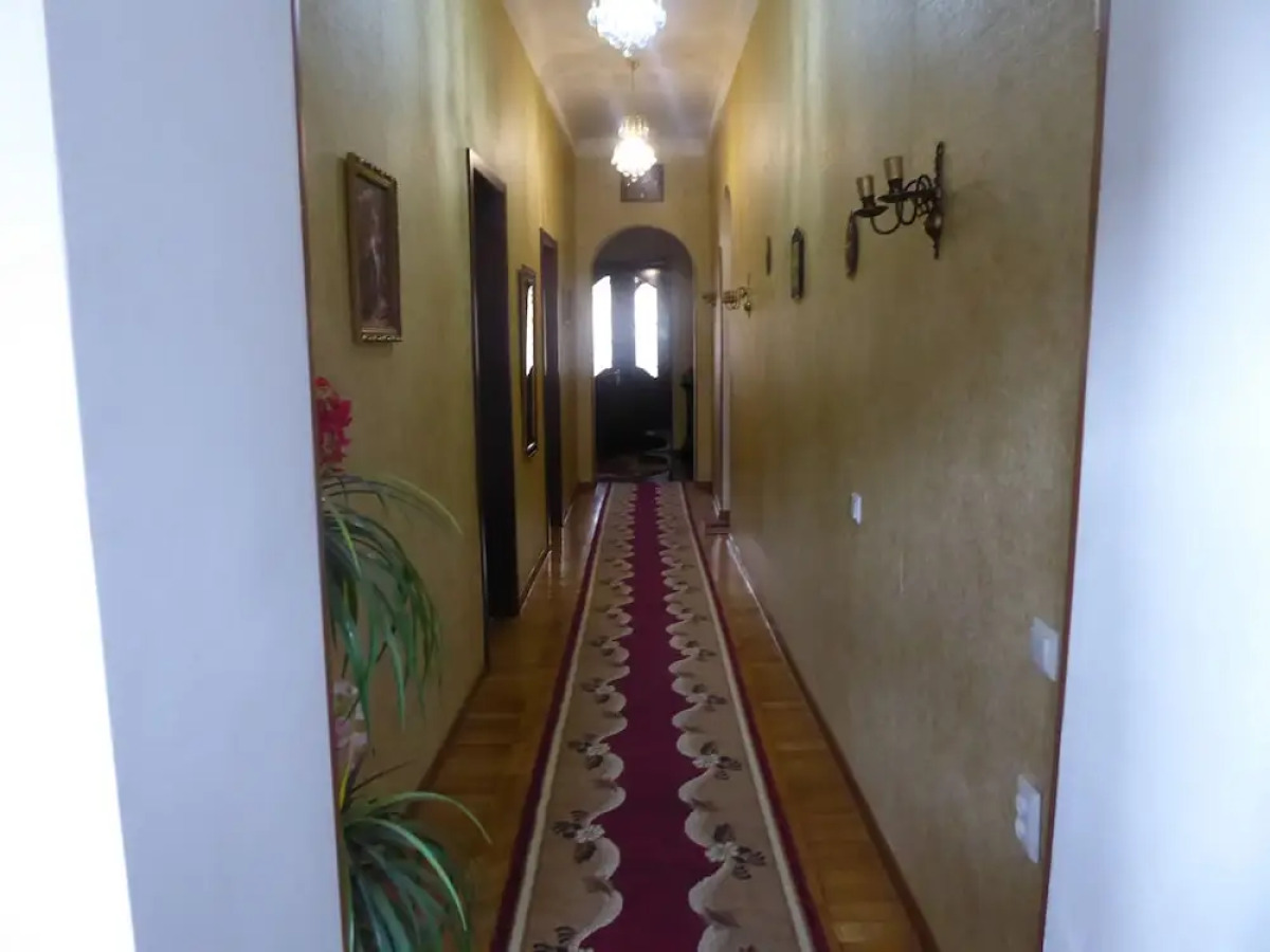 Kutaisi Hotel California