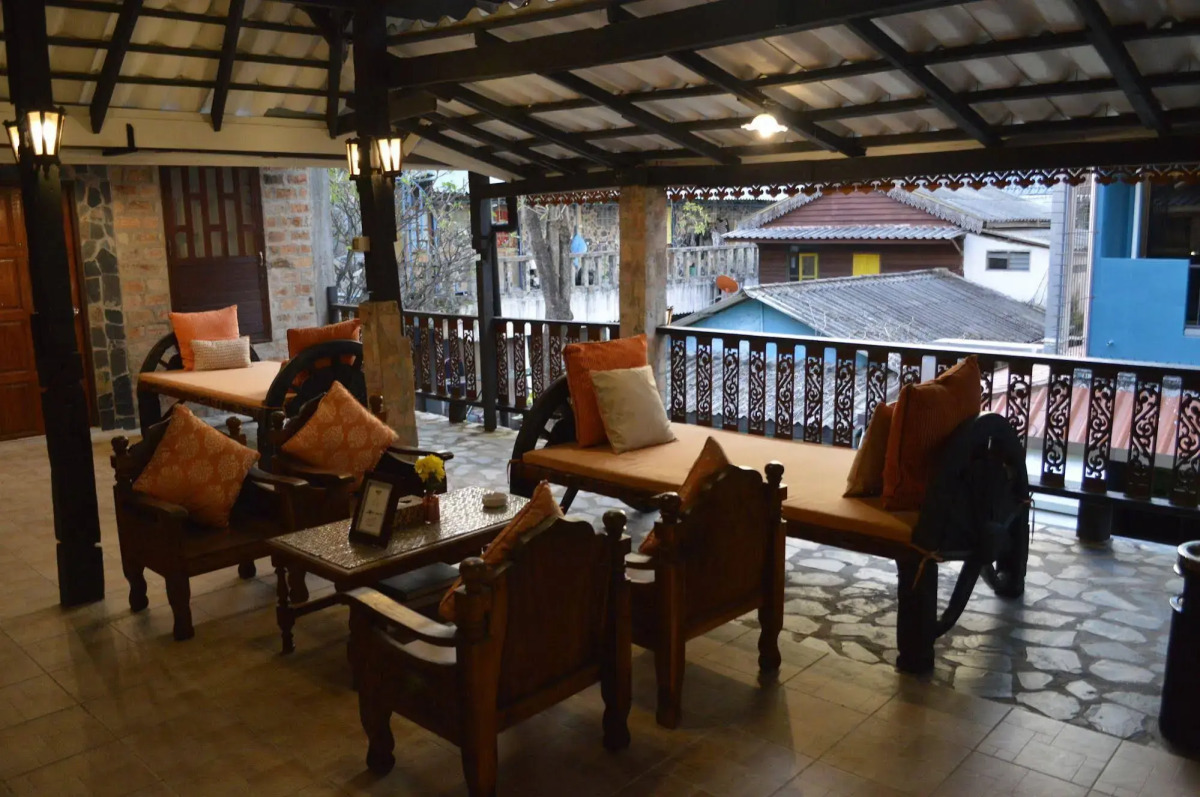 Baan Thai Homestay by bGb Villas - Hostel