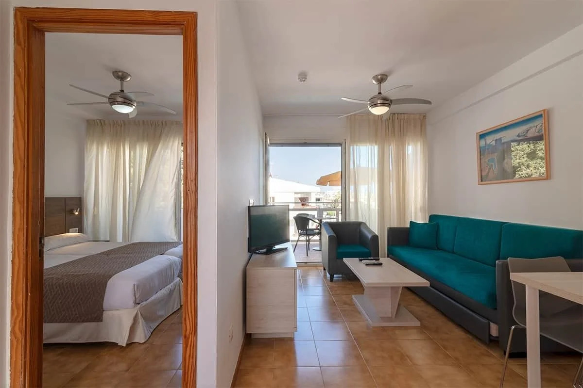 Apartamentos Montemayor