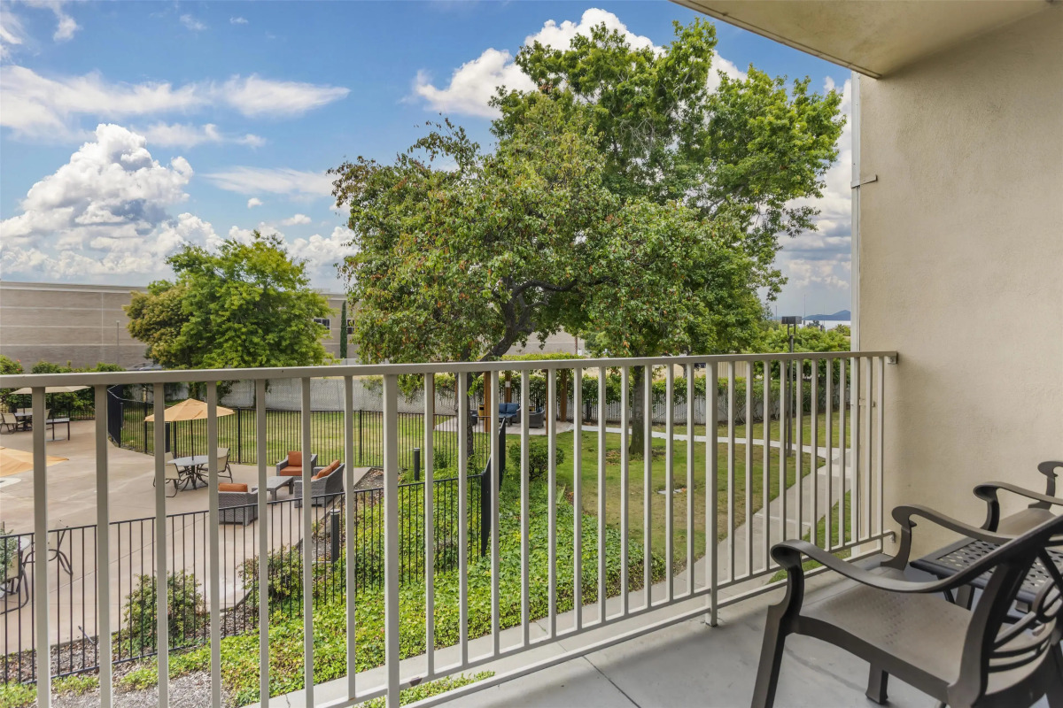 Best Western Plus Garden Court Inn