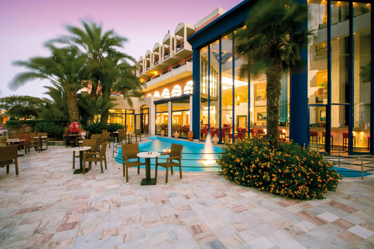 Kresten Palace Hotel