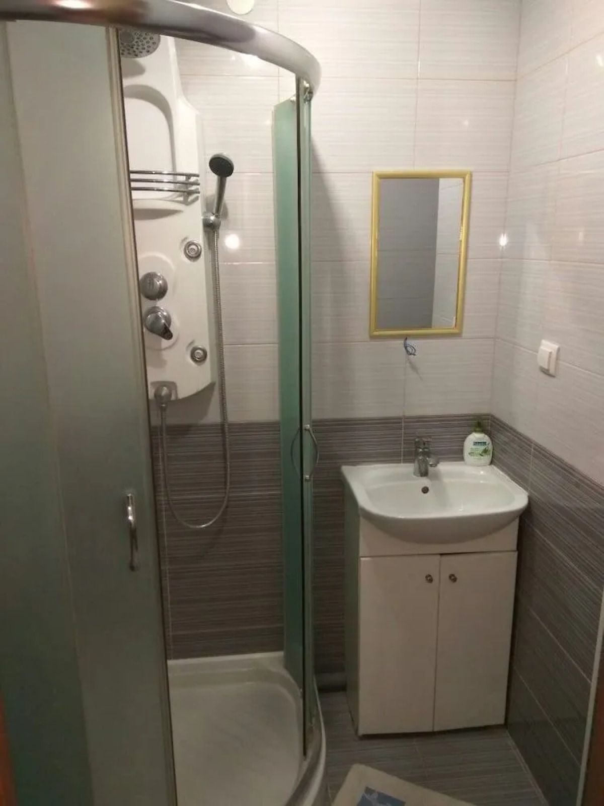 Apart Hostel Capital