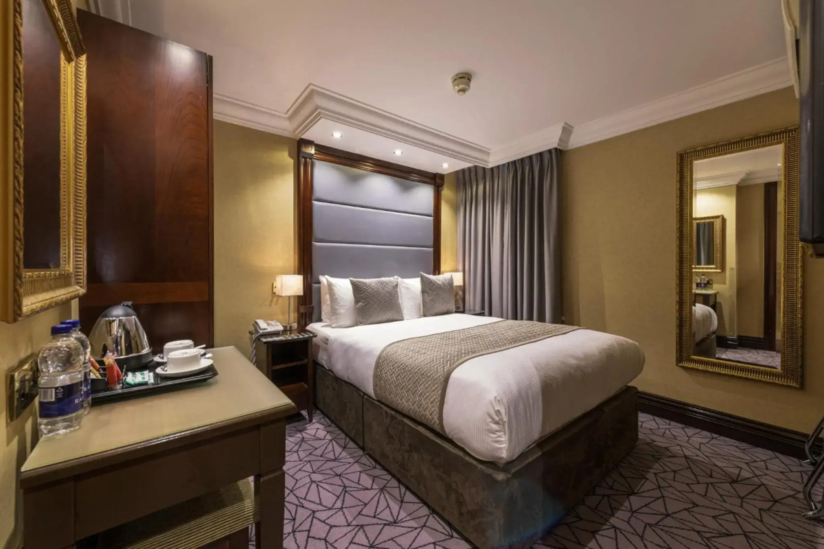 Hyde Park International