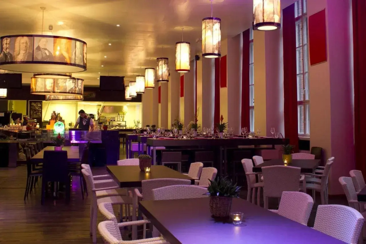 Отель Plus Berlin