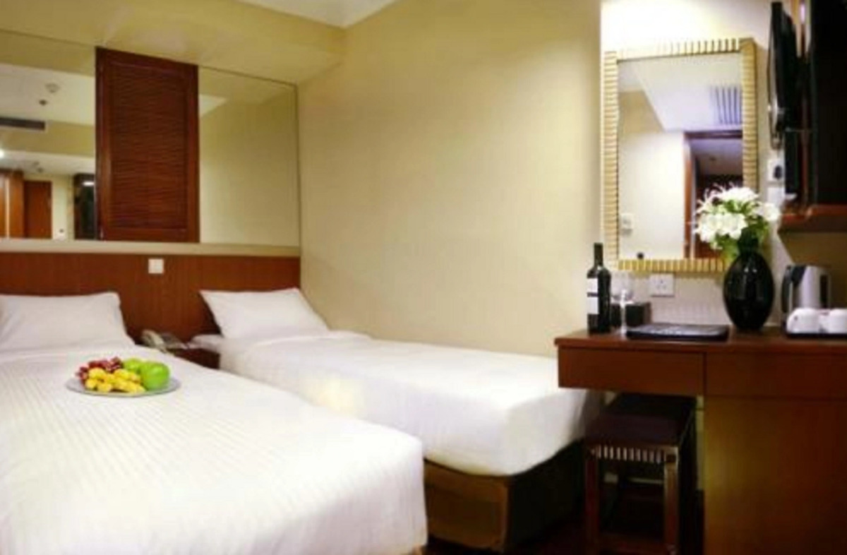 Oriental Lander Hotel