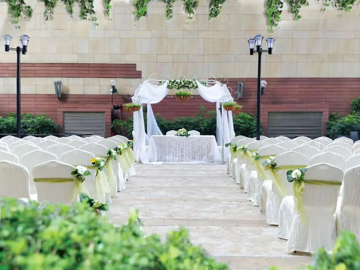 Harbour Plaza 8 Degrees