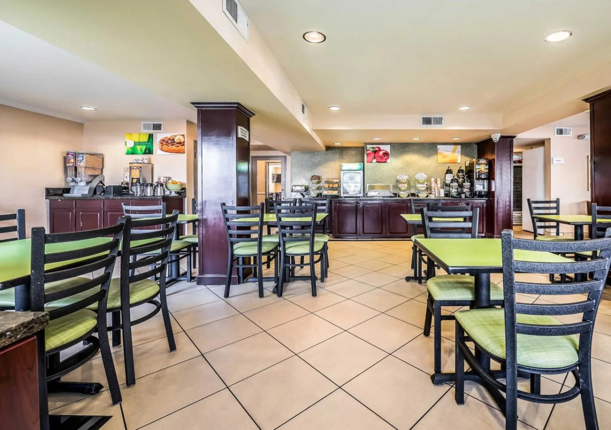 Quality Inn & Suites