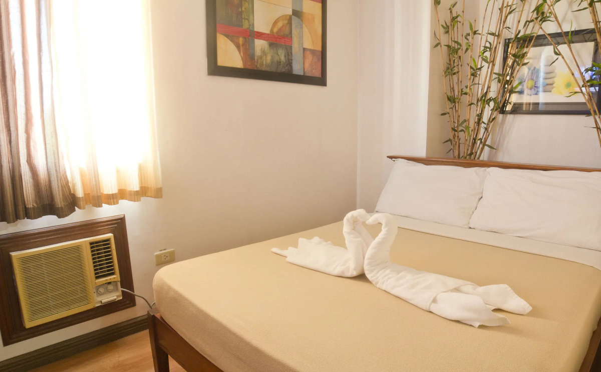 Isabelle Garden Hotel & Suites