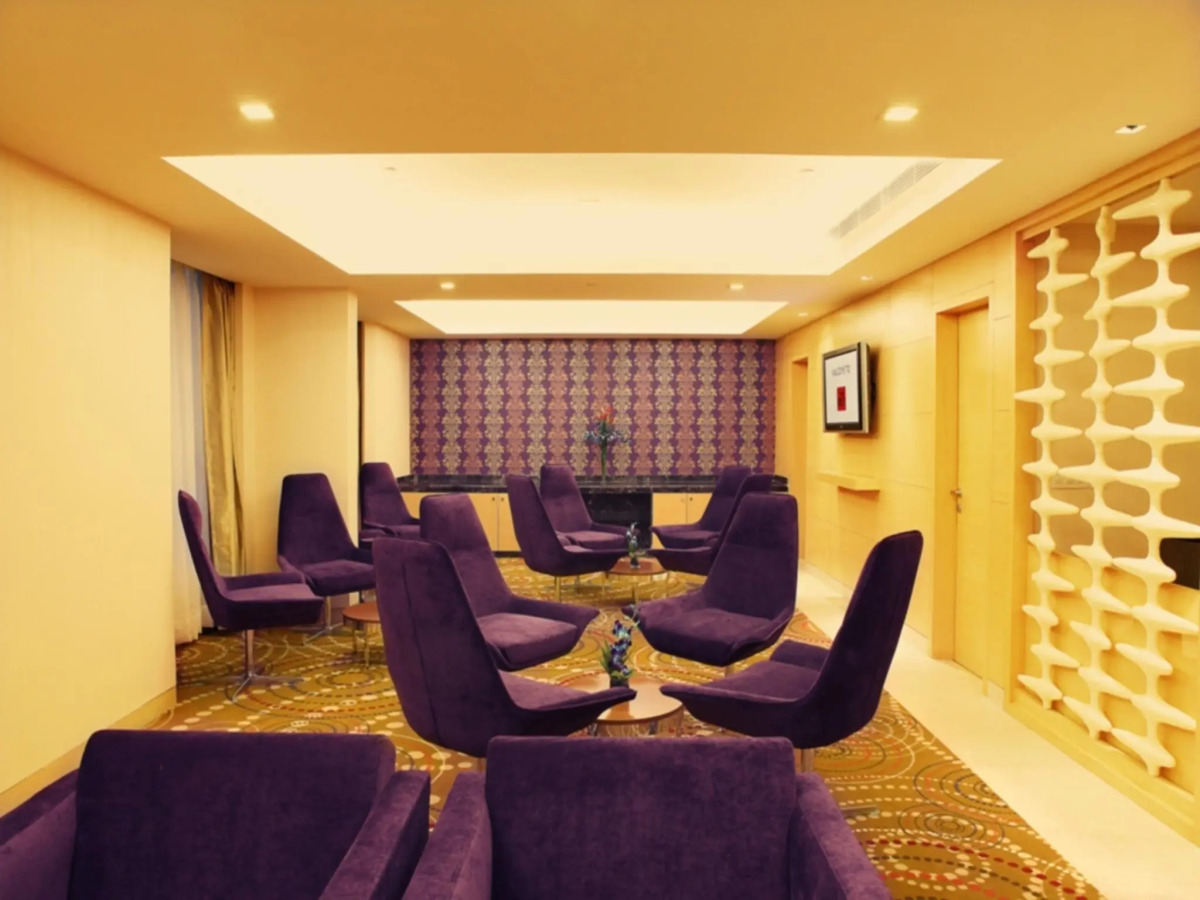 The Metropolitan Hotel and Spa New Delhi