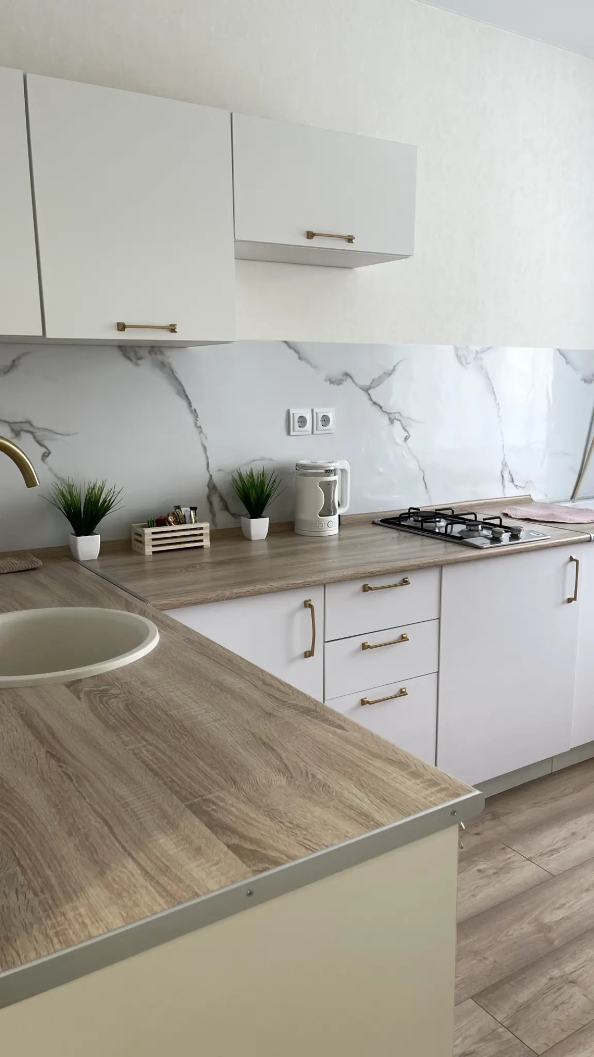 Апартаменты на улице Добролюбова 1